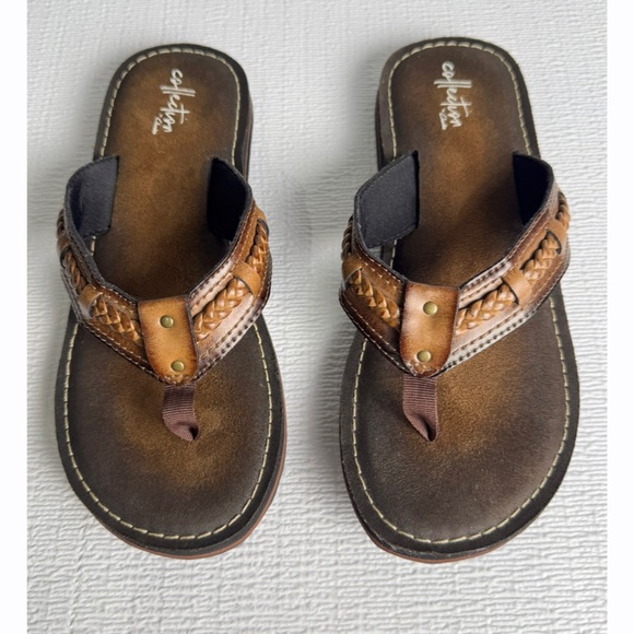 Collection by Clarks Fenner Nerice Women’s Brown Faux Leather Flip Flops Size 8 - Picture 2 of 10